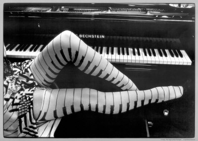 piano legs