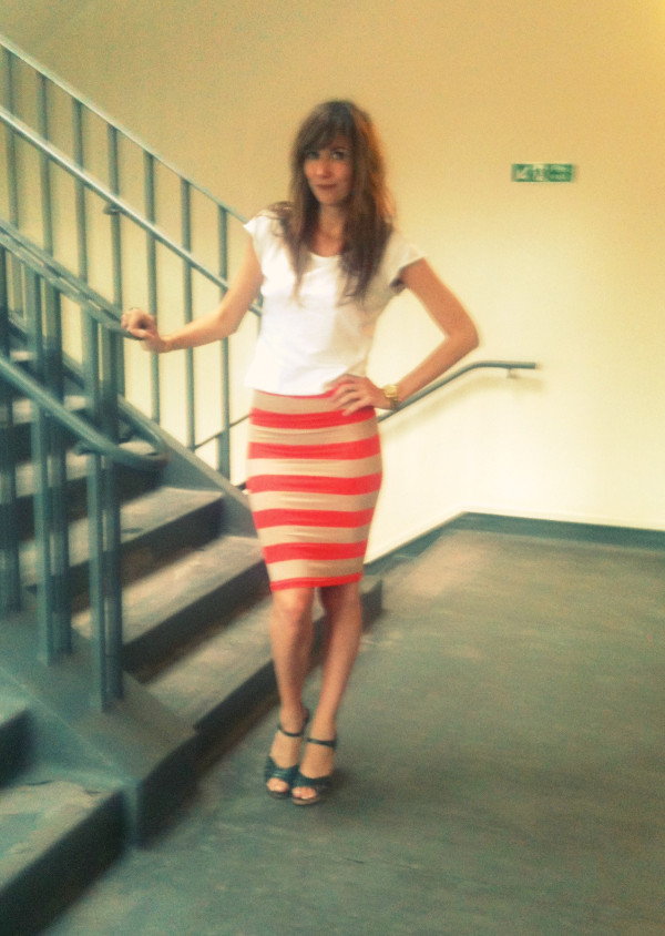 horizontal-striped-skirt