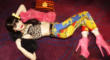 Jessie J in leopard print AND brights AND Baroque AND everything