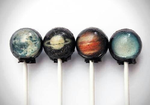 planets lollipops