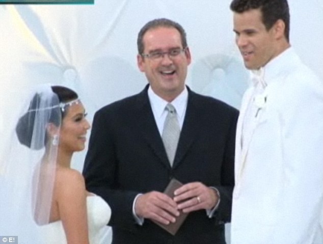 kim-kardashian-kris-humphries-wedding-ceremony